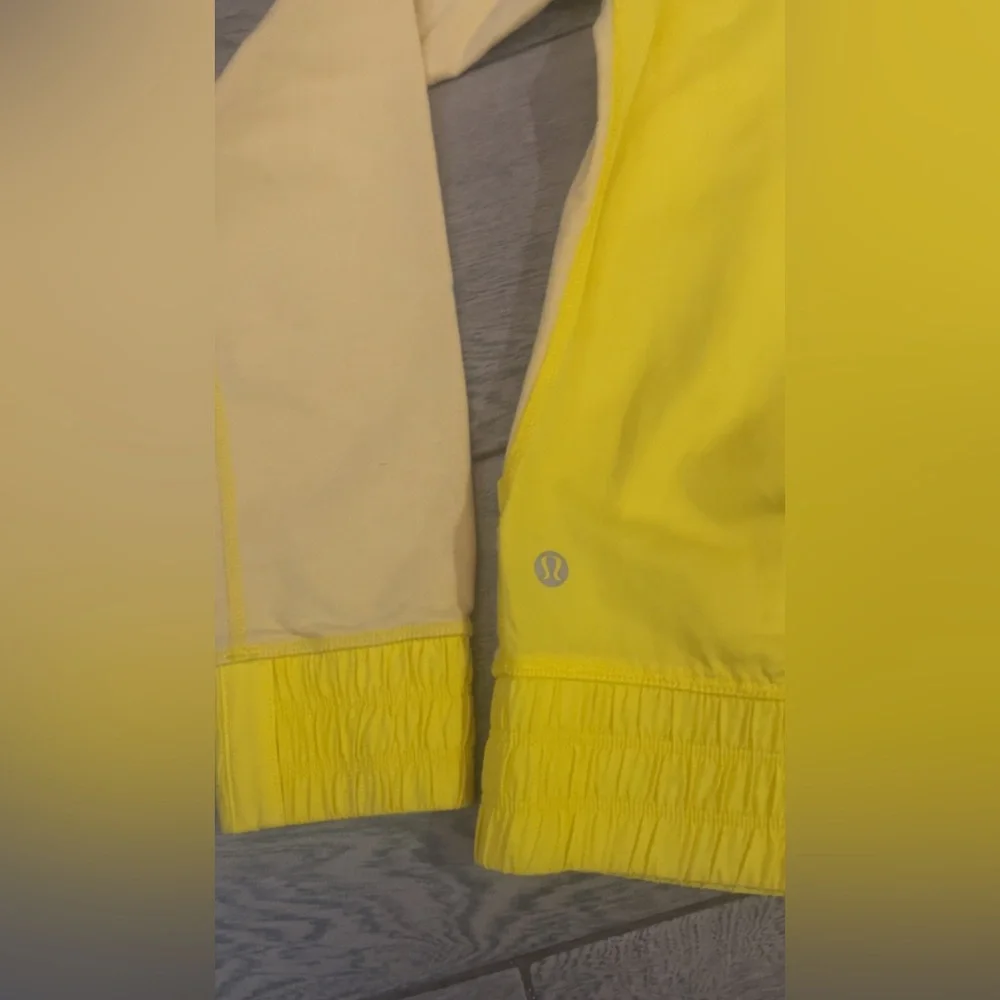 Lululemon Blissed Out Jacket In Sizzle #P05 - Picture 9 of 10